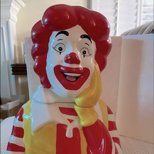 Treasure Craft Vintage 1997 Charming Ronald McDonald’s cookie Jar.